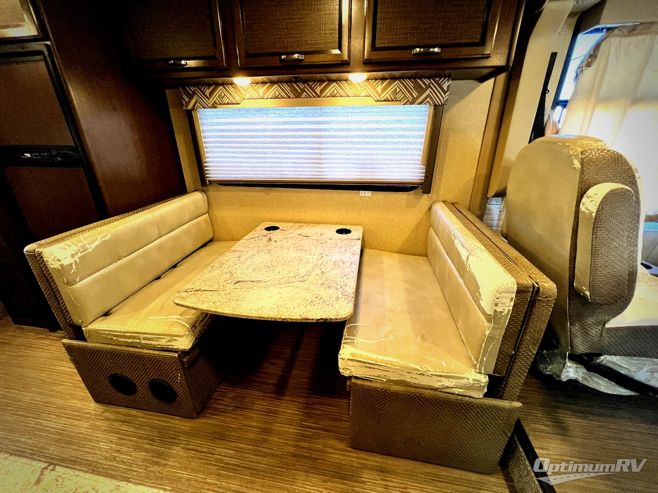 2017 Thor Axis 25.3 Photo 9