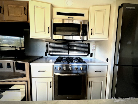 2023 Alliance Paradigm 340RL RV Photo 3