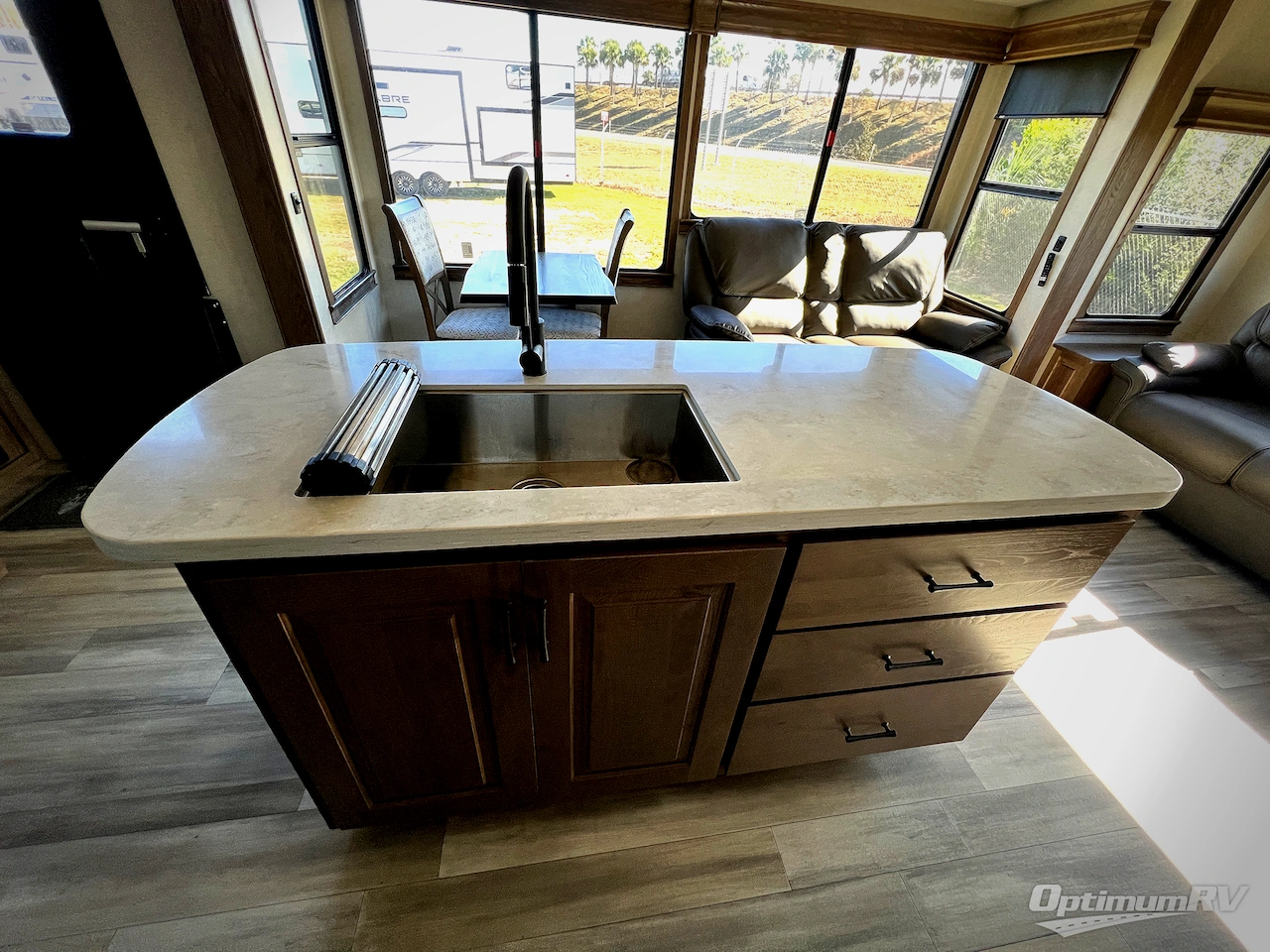 2023 Alliance Paradigm 340RL Photo 12