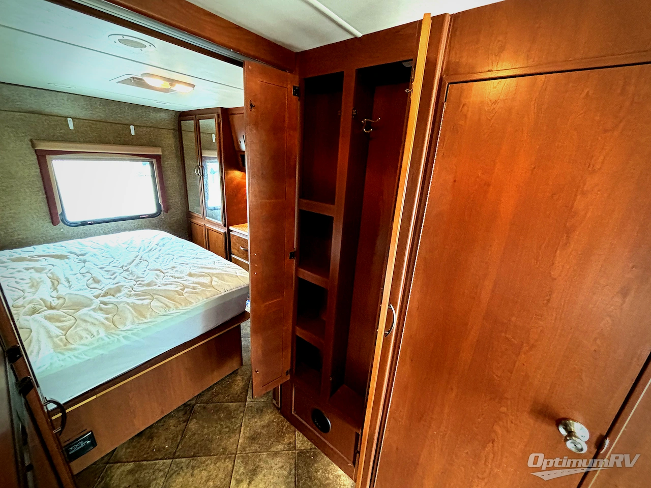 2014 Thor ACE 27 1 Photo 12