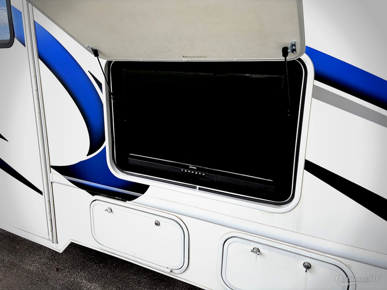 2022 Thor Chateau 28Z Photo 19
