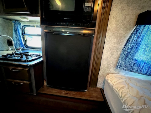 2017 Winnebago Towables Winnie Drop 170S RV Photo 4