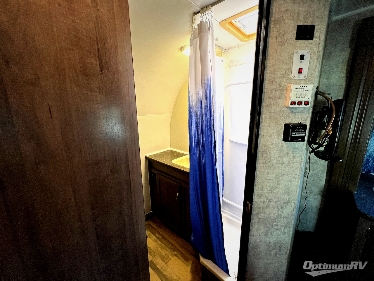 2017 Winnebago Towables Winnie Drop 170S Photo 15