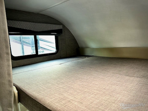 2022 Thor Four Winds 23U RV Photo 3