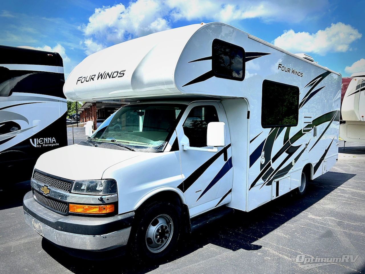2022 Thor Four Winds 23U Photo 1