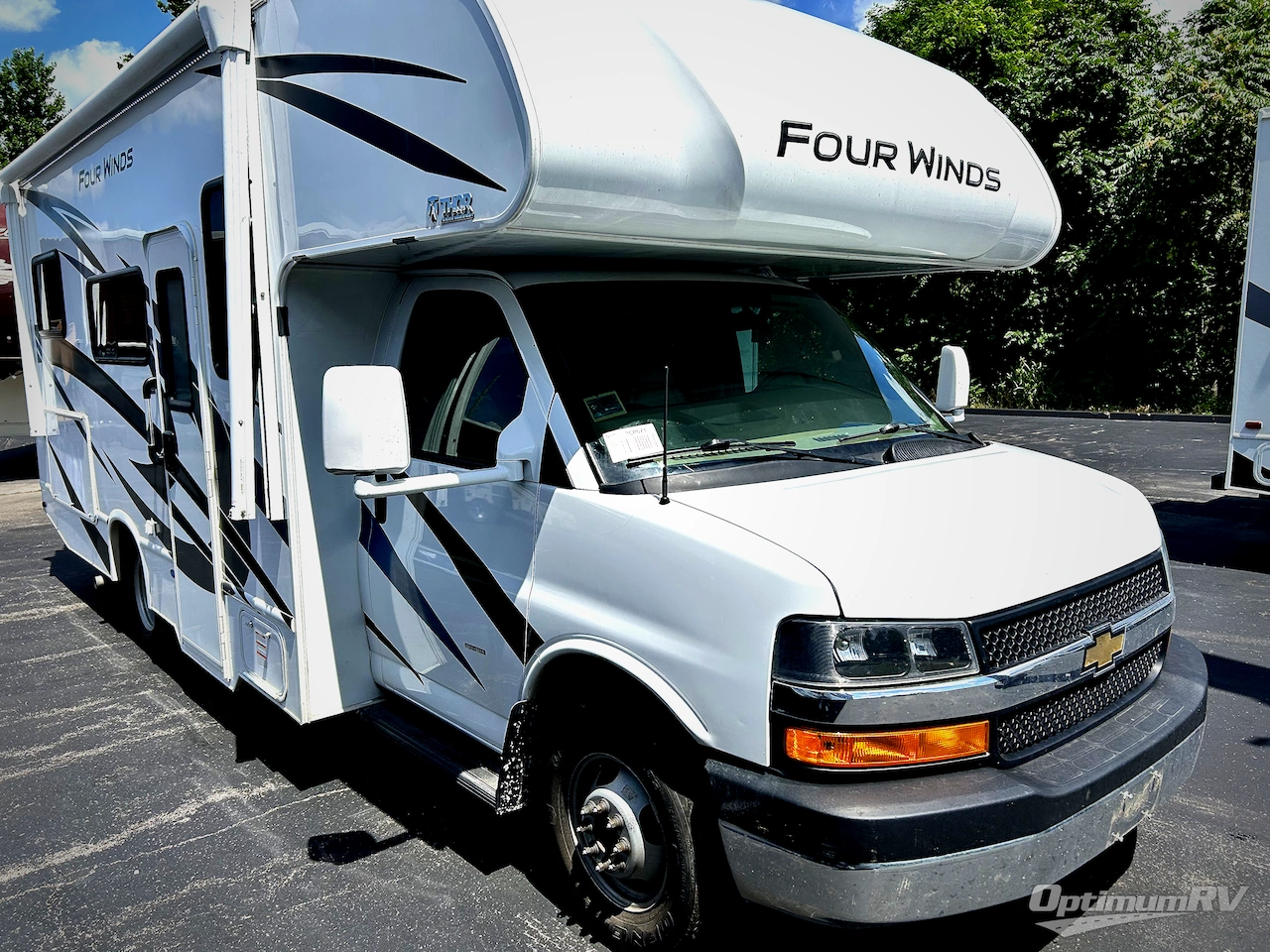 2022 Thor Four Winds 23U Photo 2