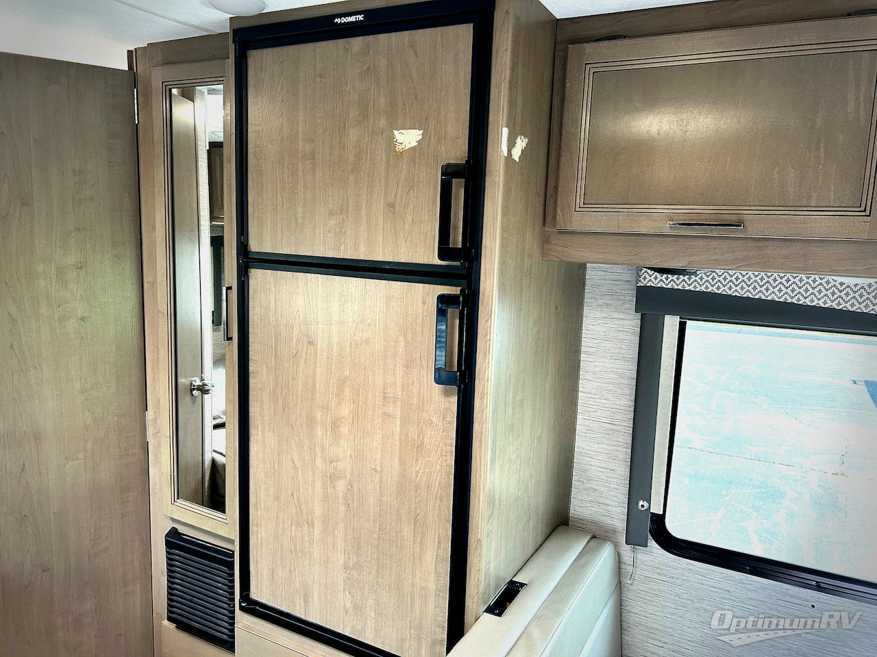 2022 Thor Four Winds 23U Photo 11