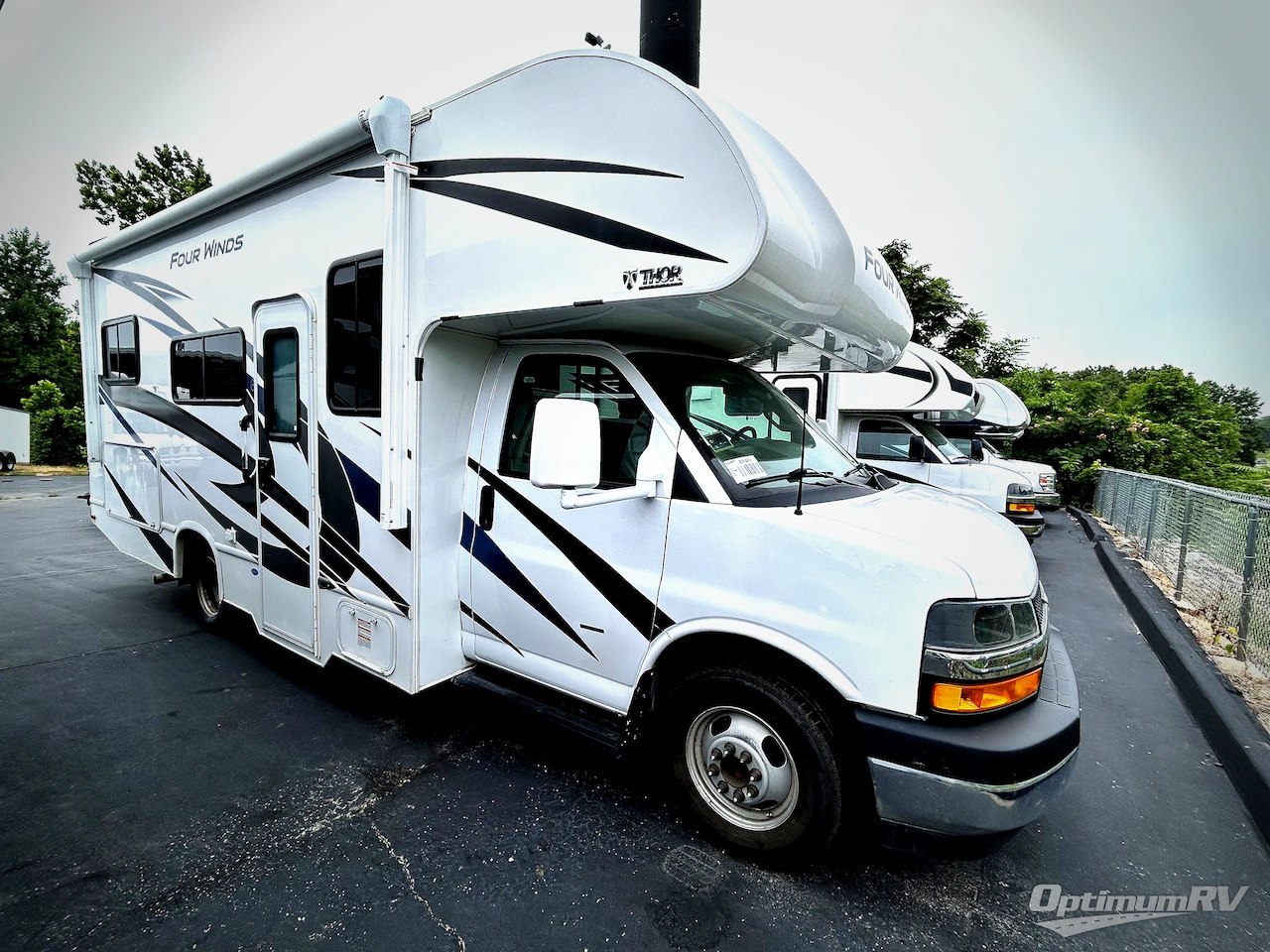 2022 Thor Four Winds 23U Photo 1