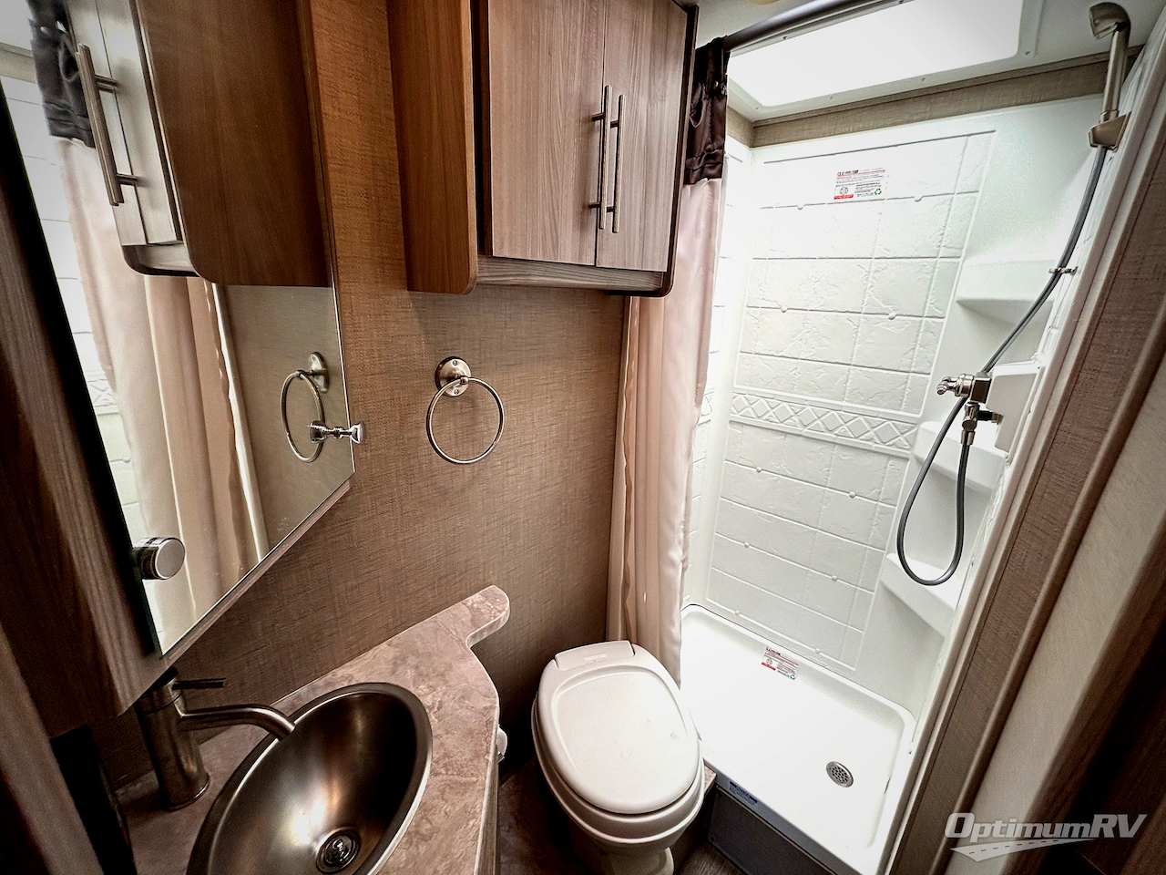 2023 Thor Compass 23TW Photo 15