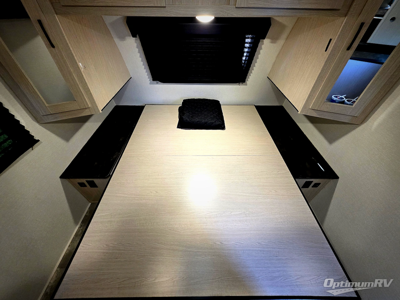 2022 Coachmen Apex Ultra-Lite 256BHS Photo 17