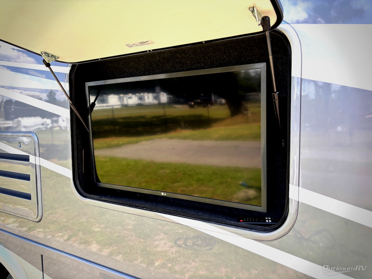 2024 Tiffin Wayfarer 25RW Photo 21