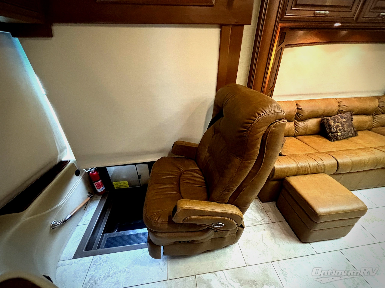 2017 Entegra Anthem 44B Photo 11