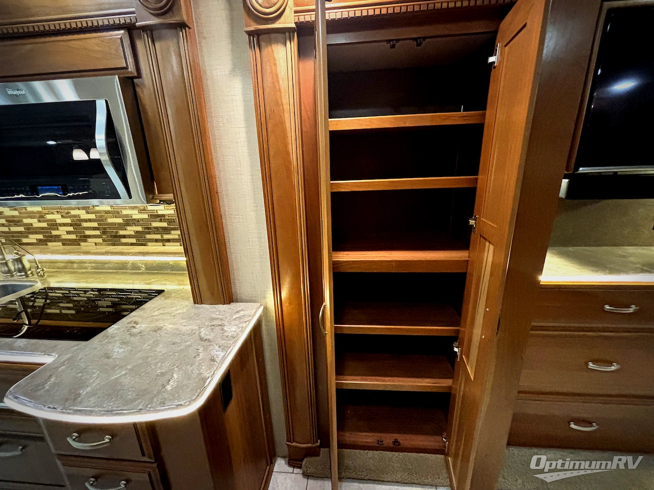 2017 Entegra Anthem 44B Photo 14