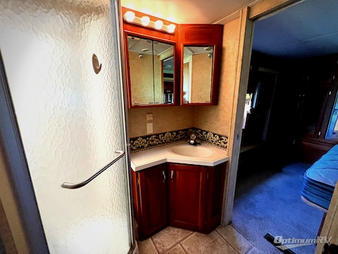 2006 Newmar Kountry Star Diesel KSDP 3913 RV Photo 4