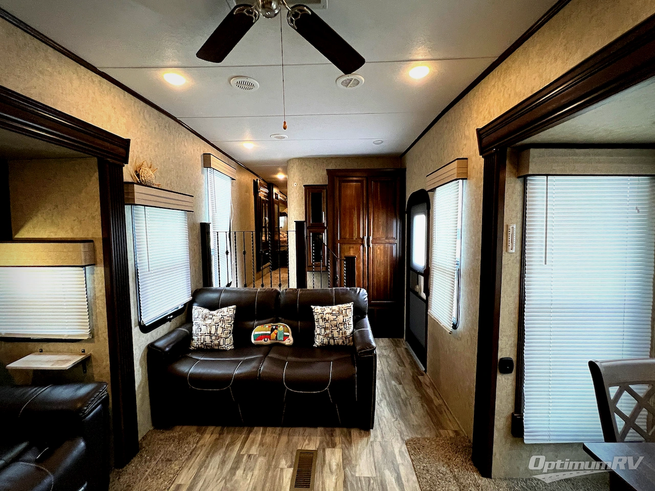 2017 Prime Time Sanibel 3751 Photo 2