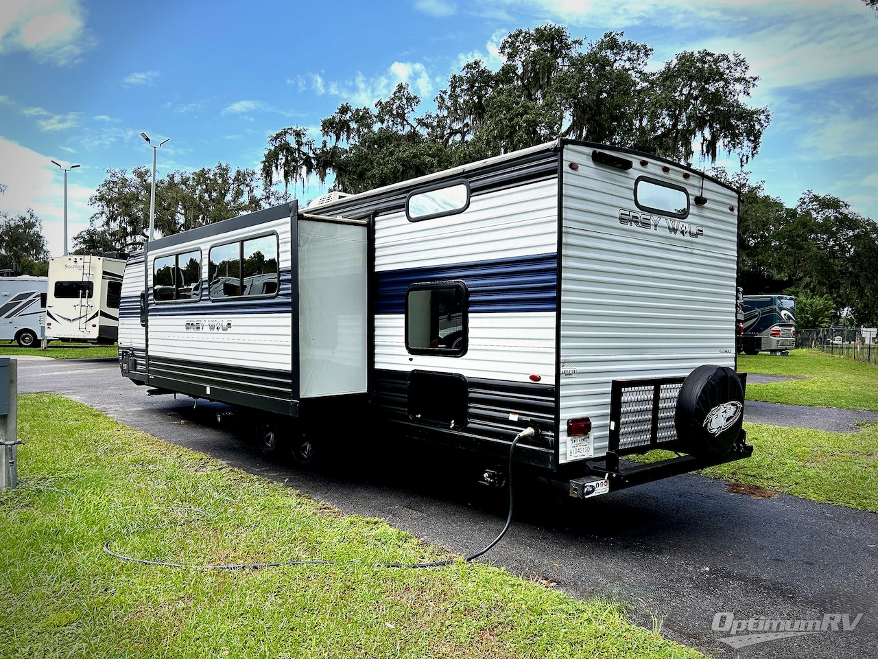 2024 Forest River Cherokee Grey Wolf 29TE Photo 3