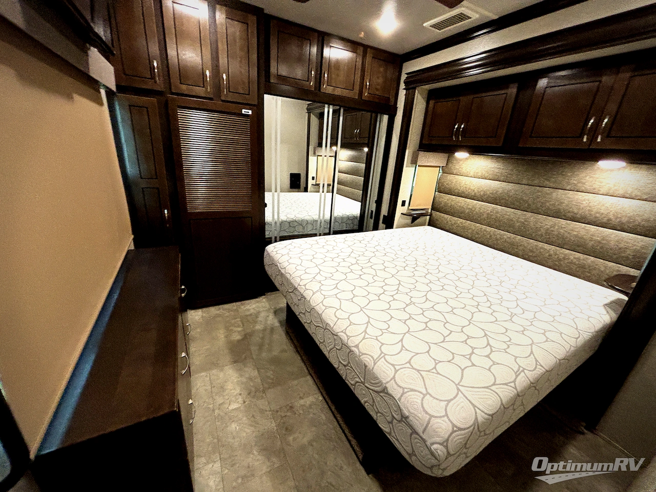 2019 Forest River Cedar Creek Cottage 40CCK Photo 16