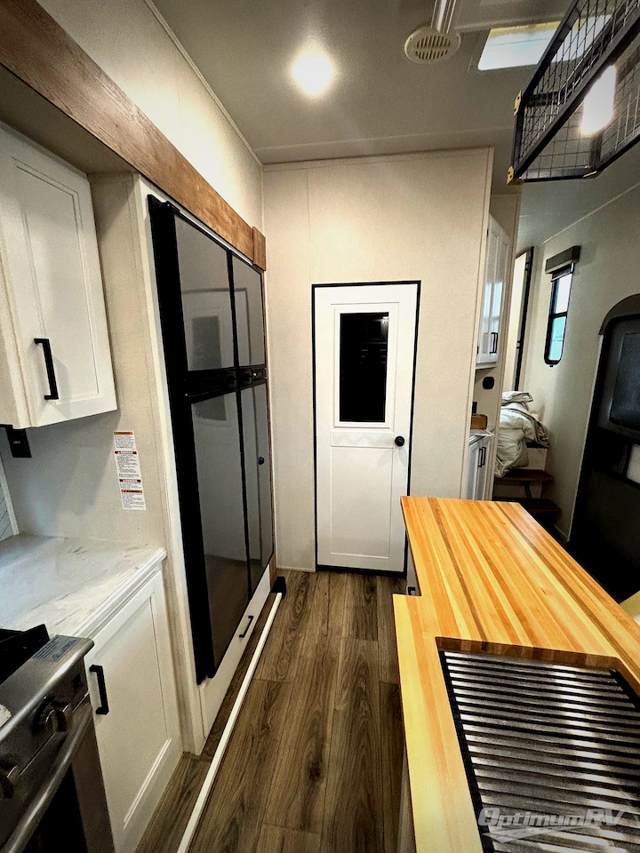 2022 Prime Time Crusader 335RLP Photo 20