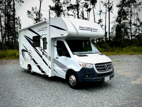 Used 2021 Thor FREEDOM ELITE 24FE Featured Photo