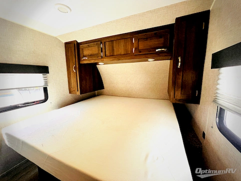 2021 East To West Della Terra 250BH RV Photo 4