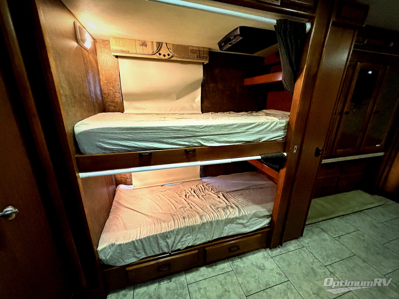 2012 Tiffin Allegro 35 QBA Photo 16