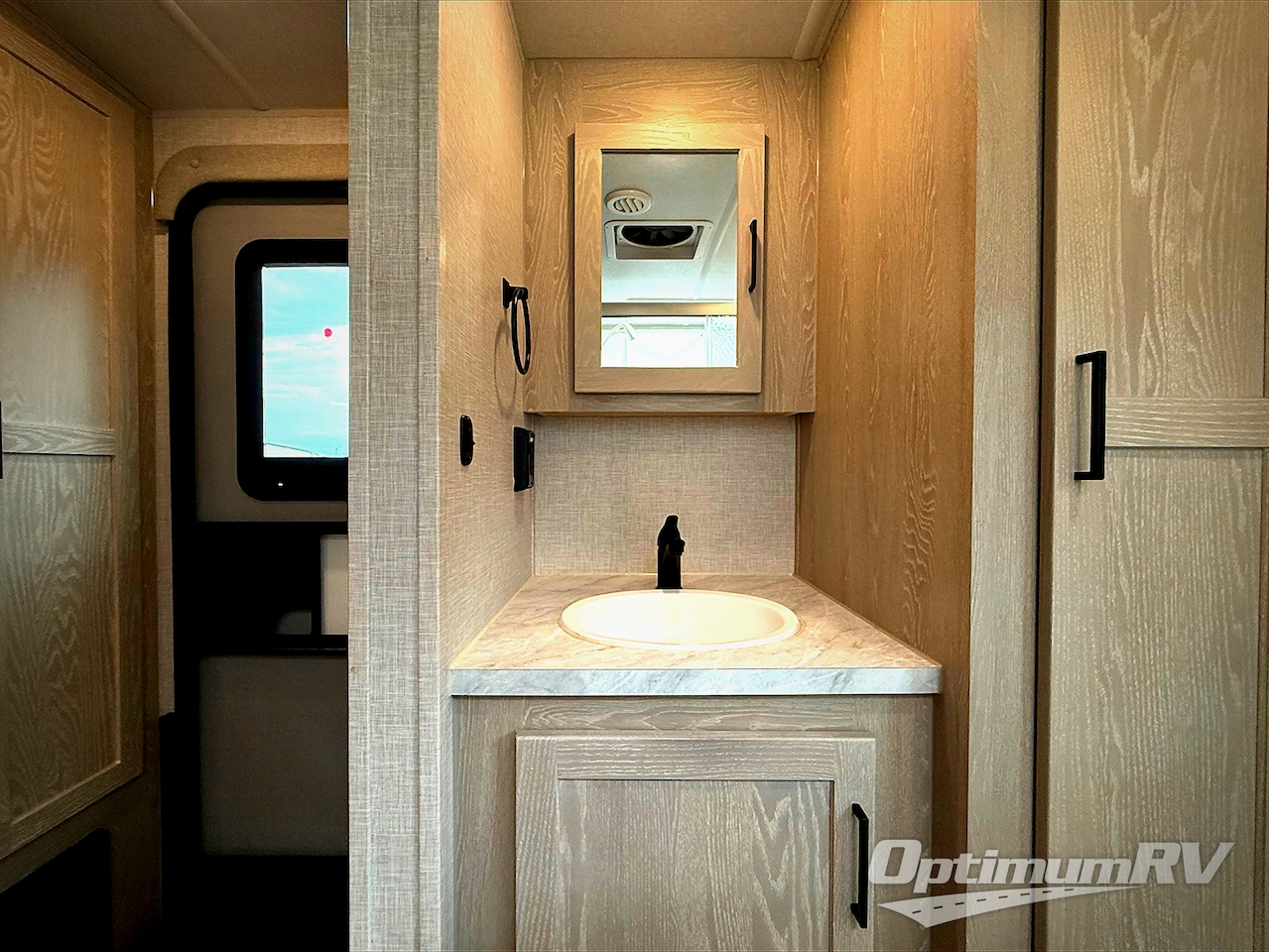 2023 Forest River Rockwood Mini Lite 2511S Photo 10