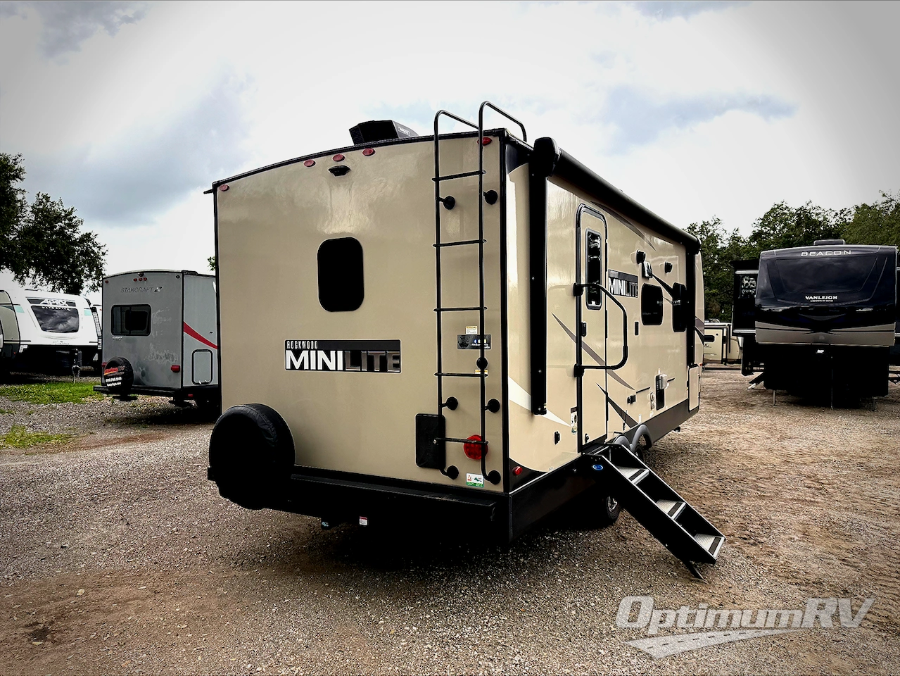 2023 Forest River Rockwood Mini Lite 2511S Photo 3