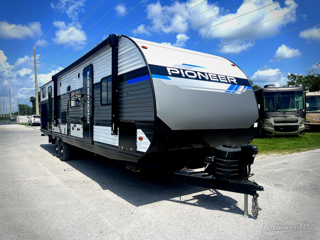 2024 Heartland Pioneer DS320 Photo 1