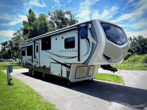 Used 2018 Keystone Montana 3810MS Featured Photo
