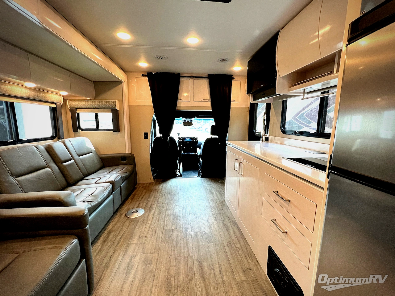 2023 Renegade Vienna 25RML Photo 5