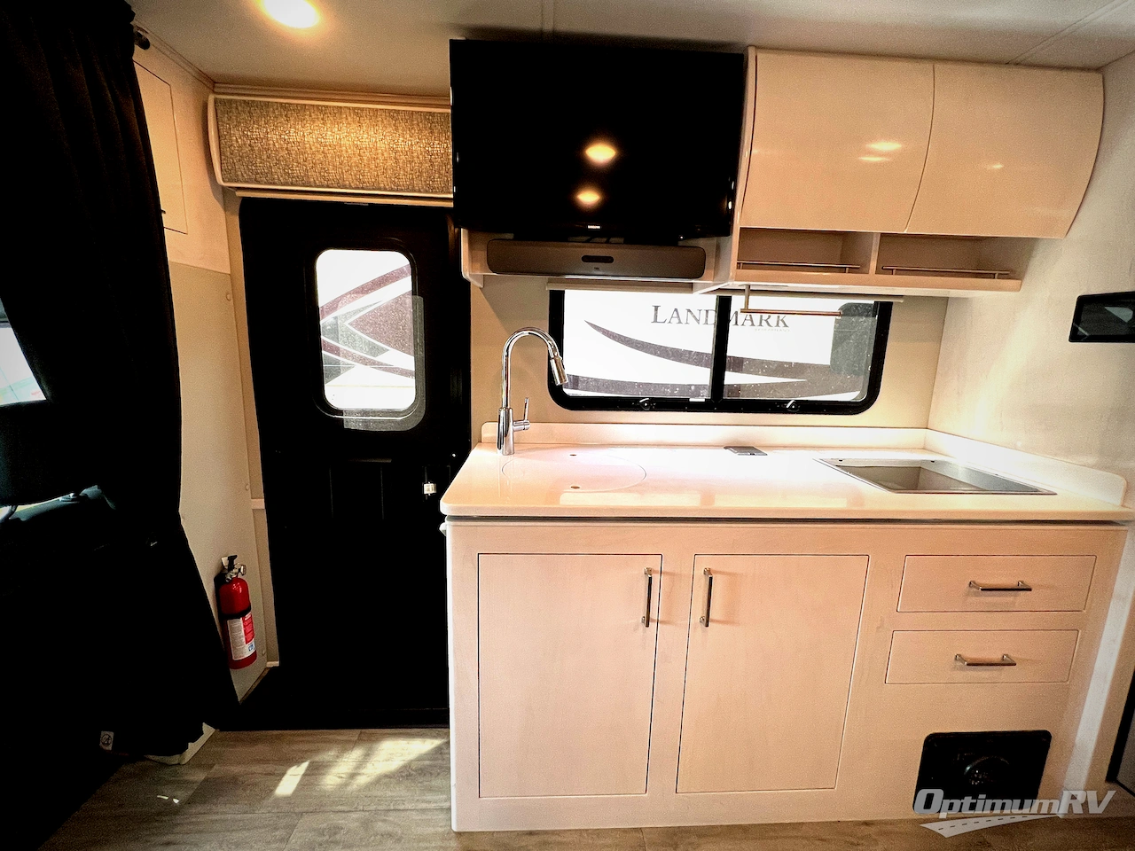 2023 Renegade Vienna 25RML Photo 11