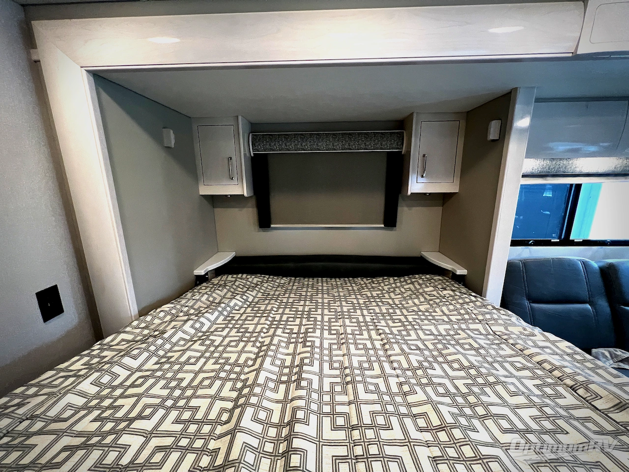 2023 Renegade Vienna 25RML Photo 17