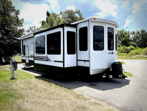 Used 2024 Forest River Cedar Creek Cottage 40CDL Featured Photo