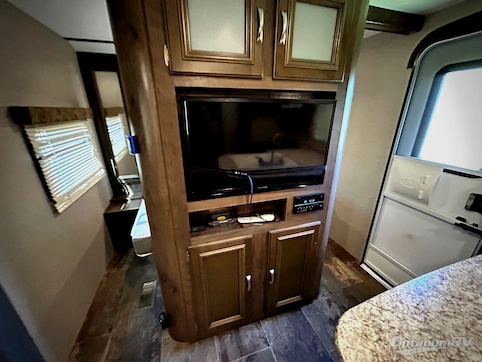 2018 Keystone Passport 2920BH Grand Touring RV Photo 3