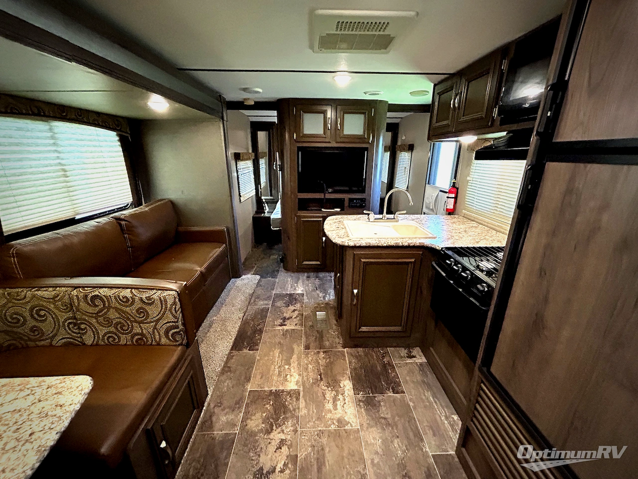 2018 Keystone Passport 2920BH Grand Touring Photo 5