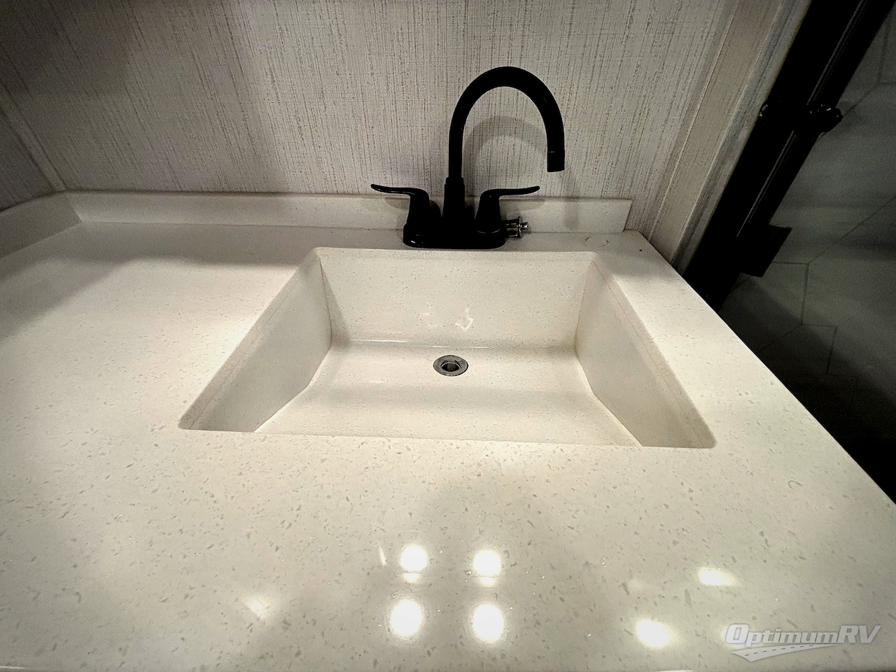 2022 Heartland Bighorn 3776RL Photo 7