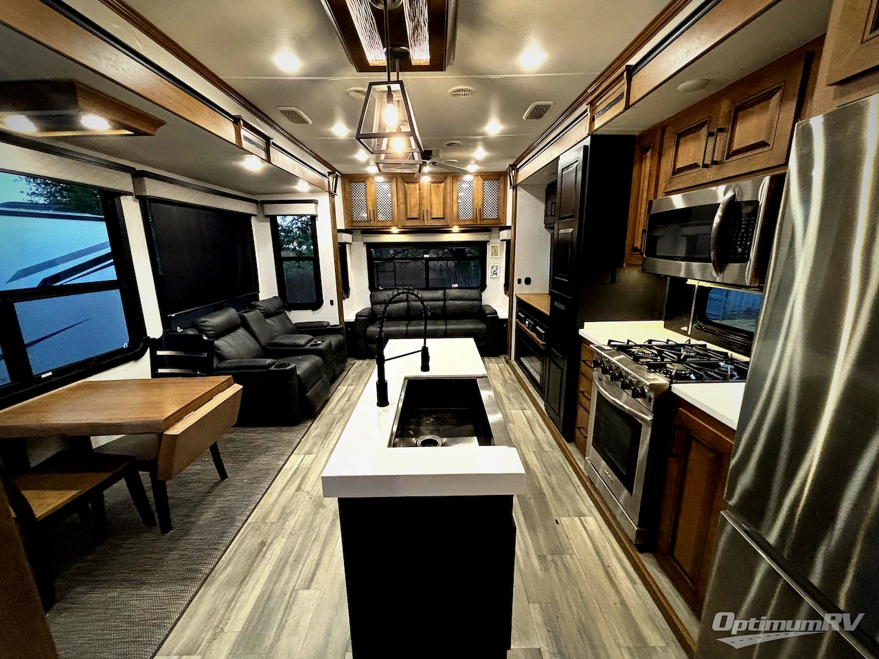 2022 Heartland Bighorn 3776RL Photo 9