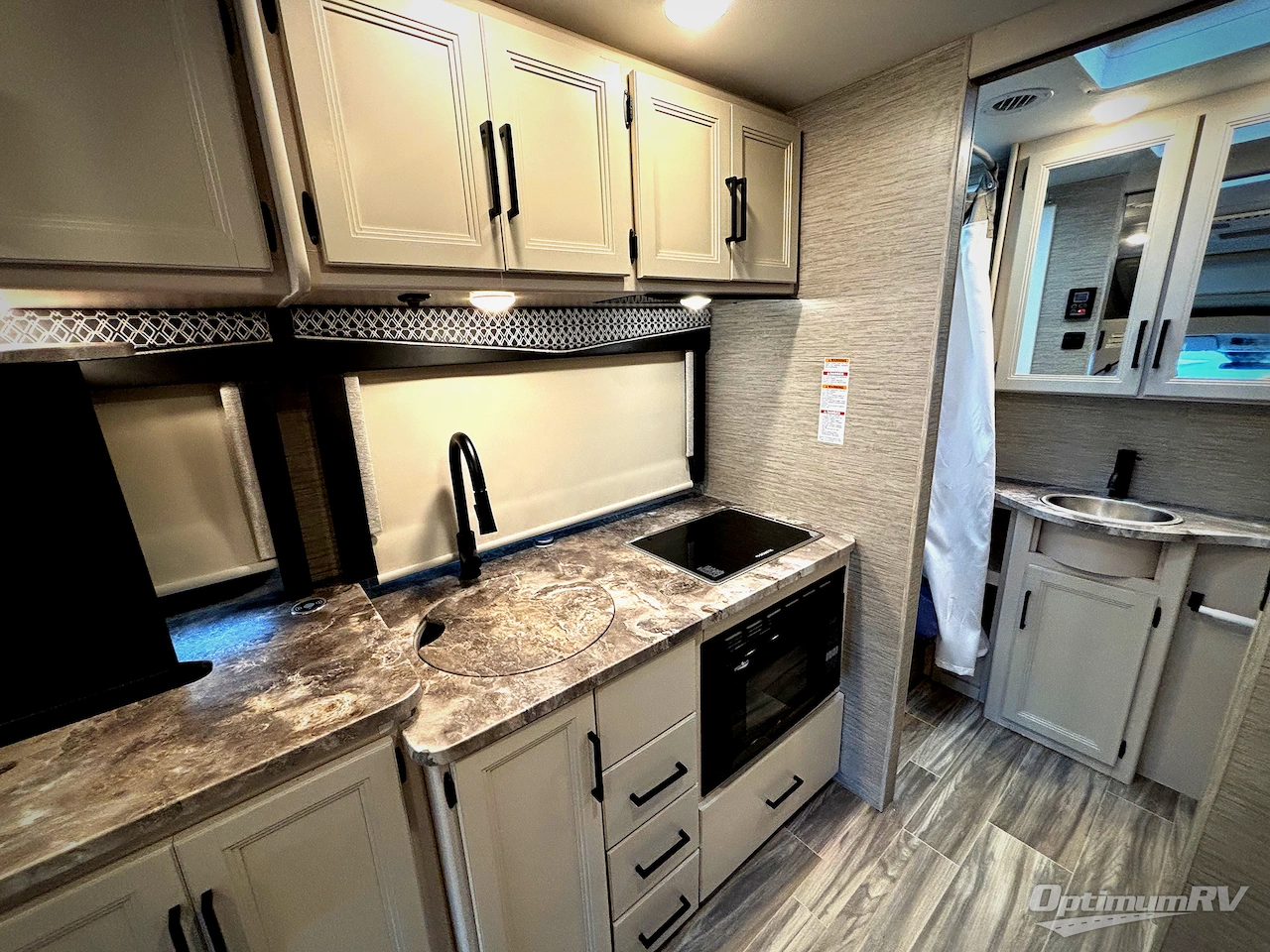 2023 Thor Gemini AWD 23TE Photo 6