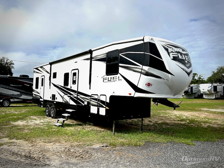 2018 Heartland Fuel 335 RV Photo 1
