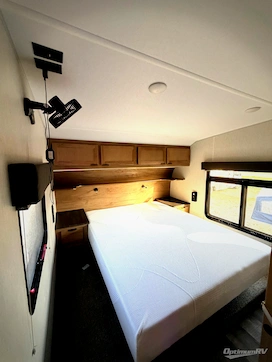 2024 Forest River Cherokee Black Label 235MBBL RV Photo 4