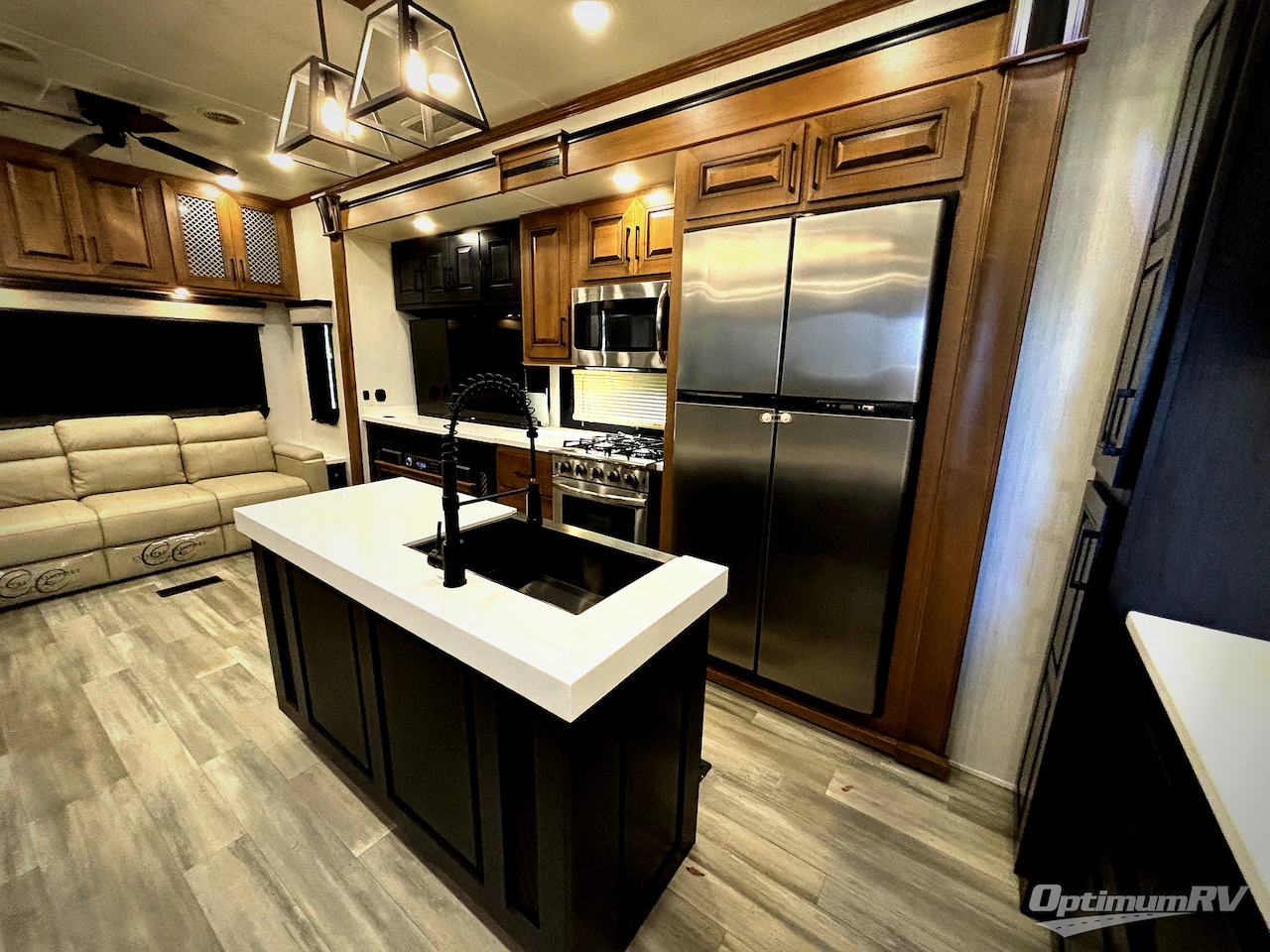 2022 Heartland Bighorn 3960LS Photo 20