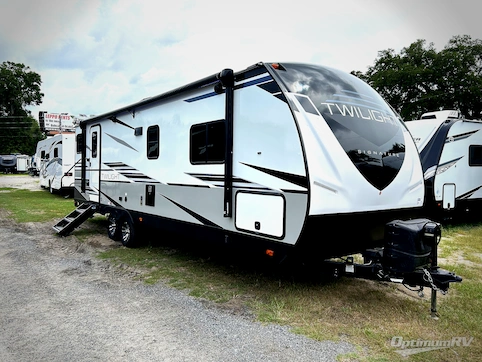 Used 2022 Cruiser Twilight Signature TWS 2620 Featured Photo