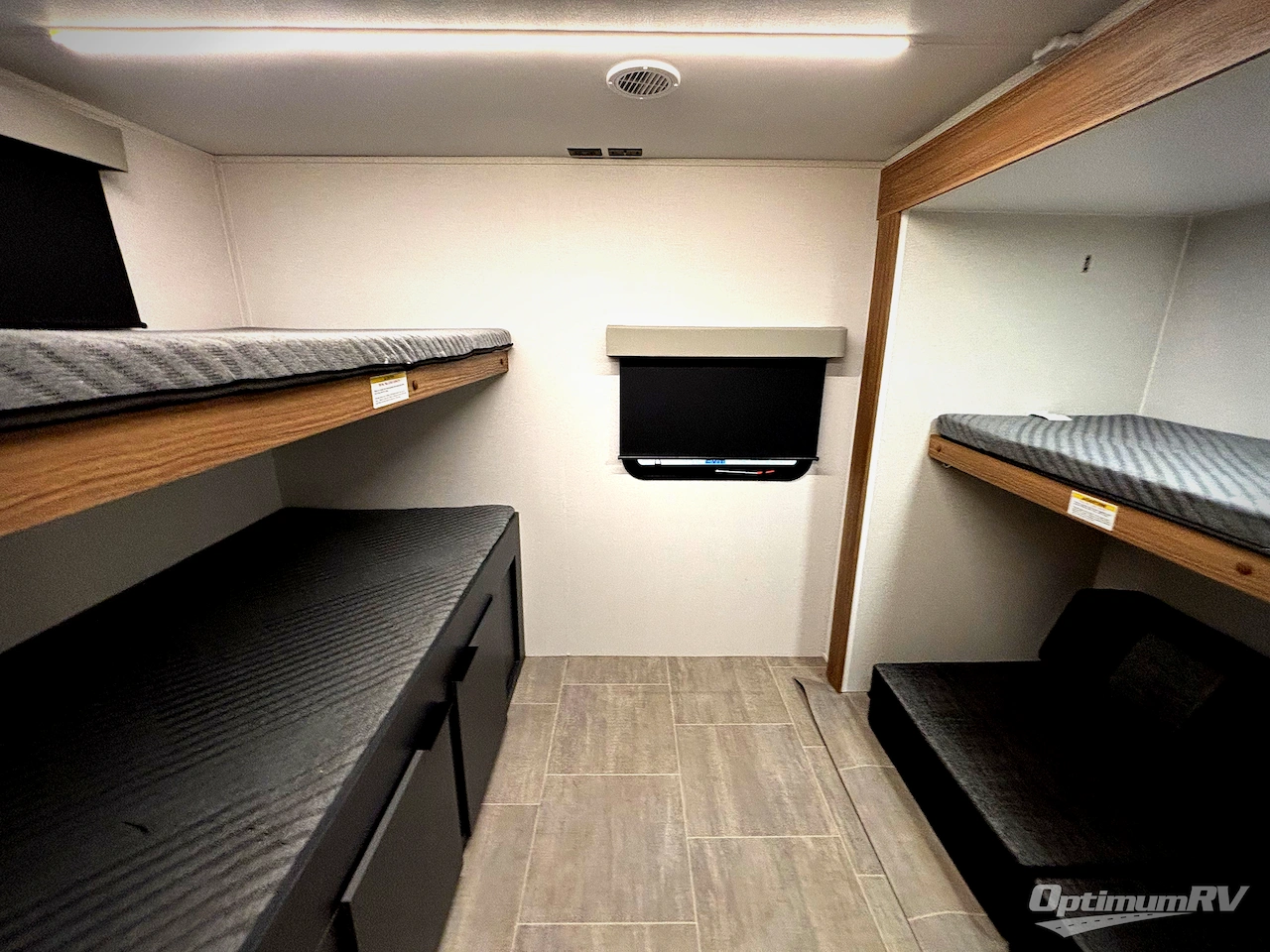 2025 Heartland Corterra 33.3BH Photo 15