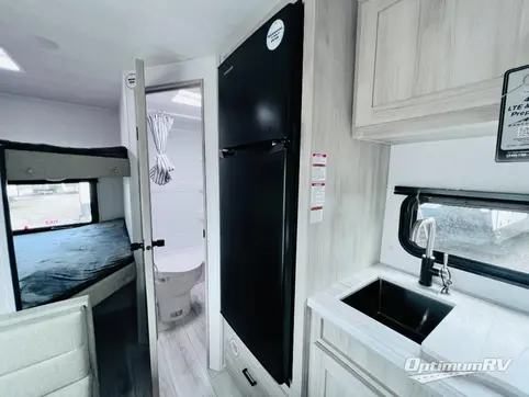 2025 East To West Della Terra LE 170BHSLE RV Photo 3