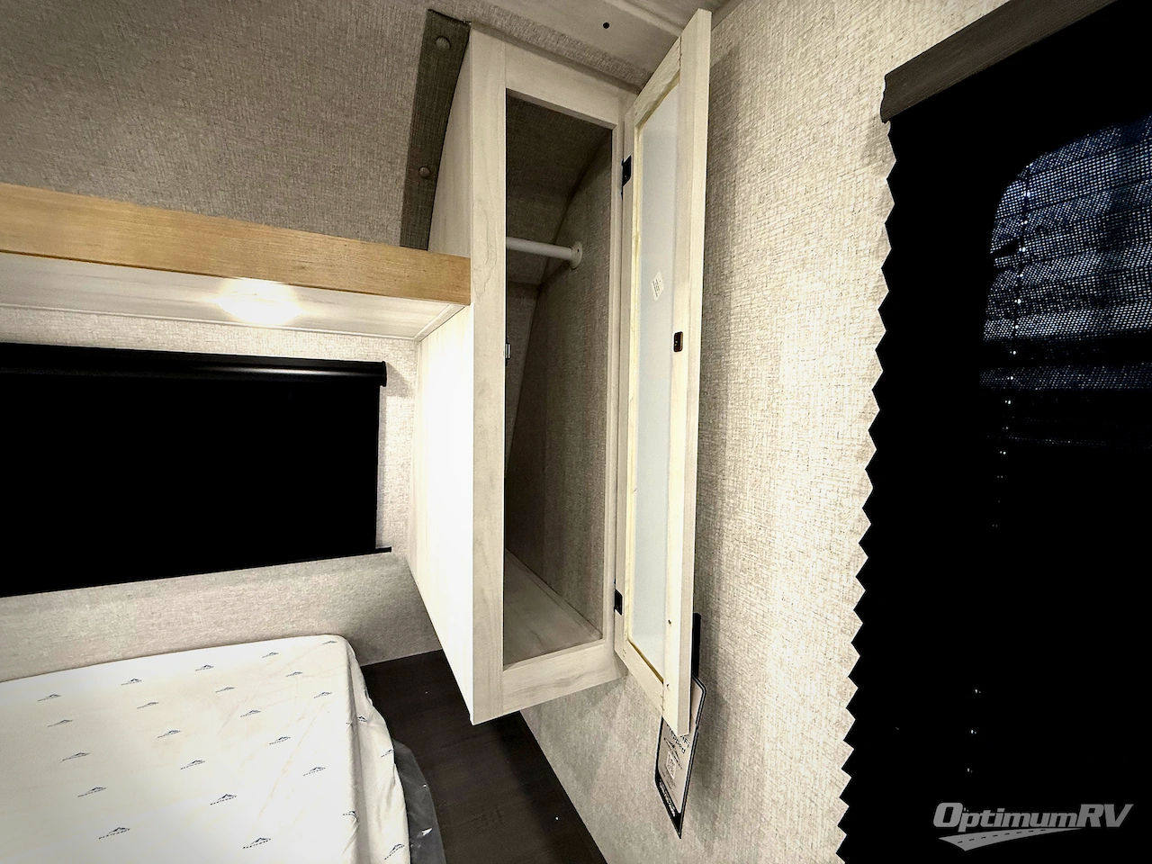 2026 East To West Longitude 185RB Photo 20