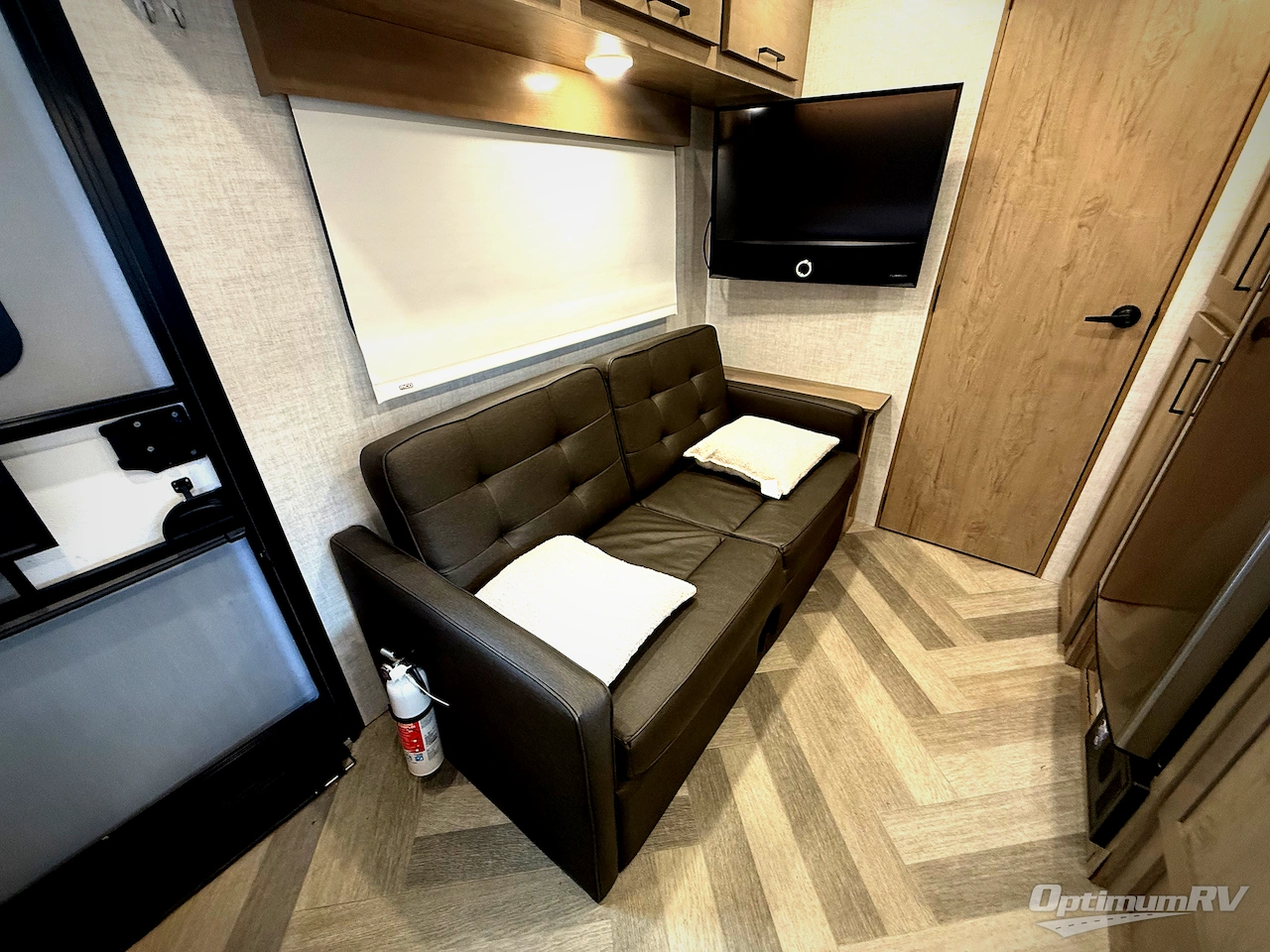 2022 Ember Overland Series 170MRB Photo 10