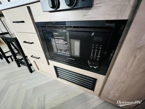 2025 Ember E-Series 21RKE RV Photo 4