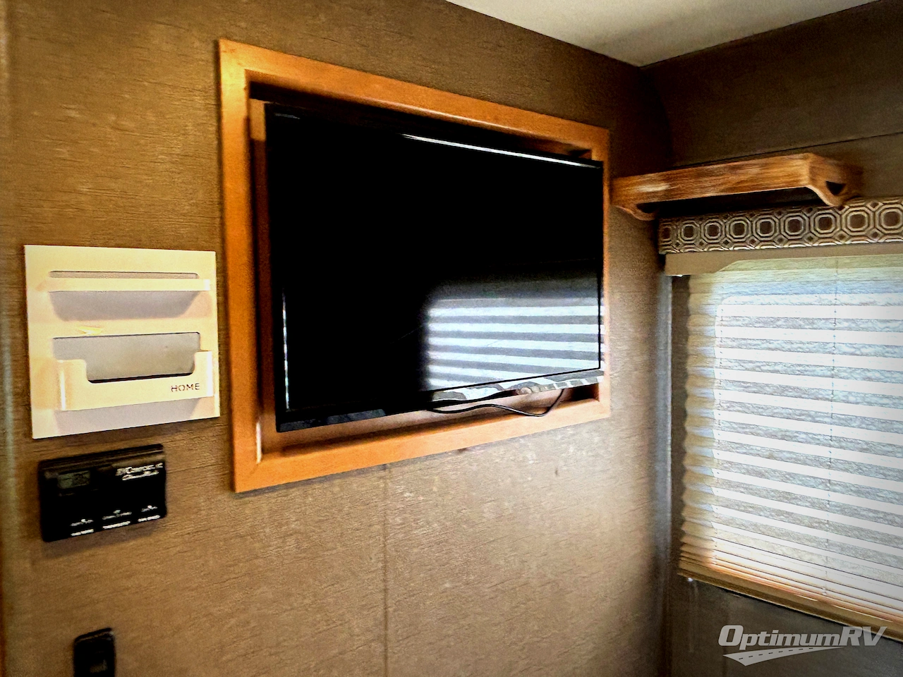 2017 Thor Four Winds 24F Photo 18