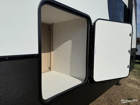 2025 Ember Overland Series 201FBQ RV Photo 4