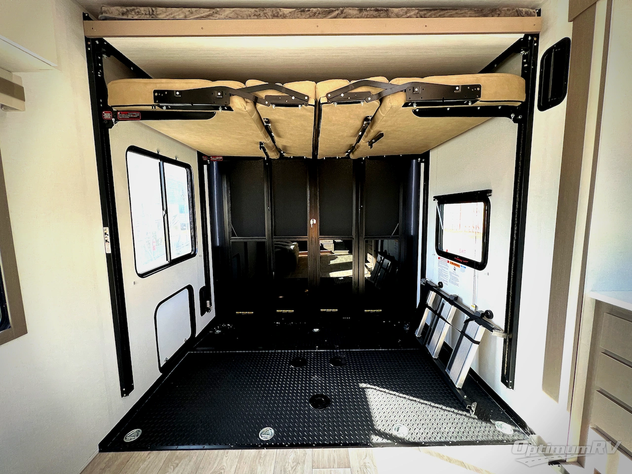 2026 East To West Alta 2870KTH Photo 7